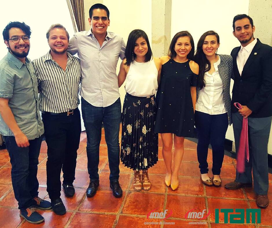 Reconocimientos por desempeño IMEF Universitario