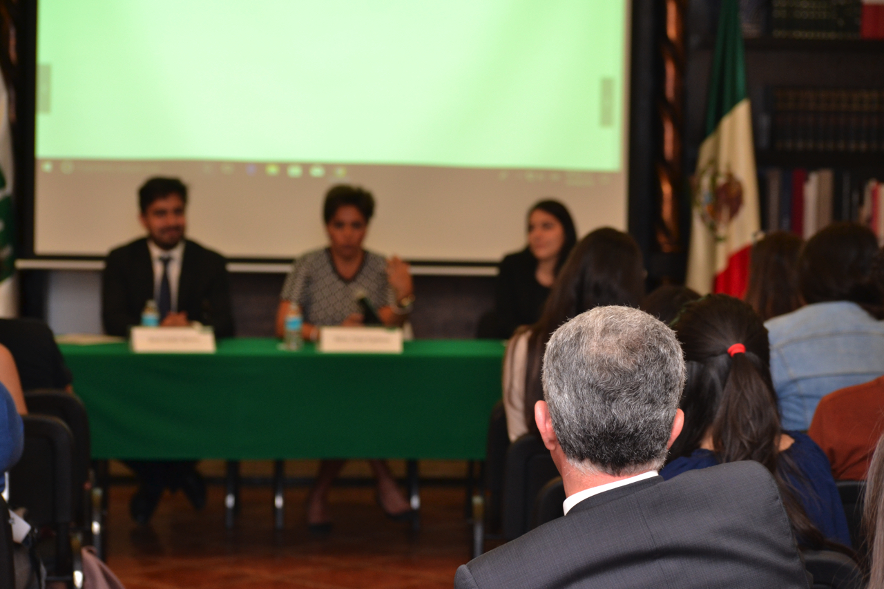 El Dr. Alejandro Hernández en la conferencia de Irene Espinosa / Imagen: @ITAM