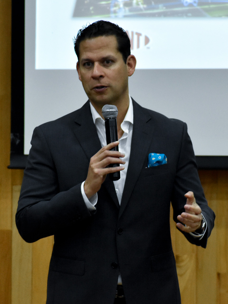 Ramón Mariscal Leal, Presidente para LATAM de DuPont, en el ITAM