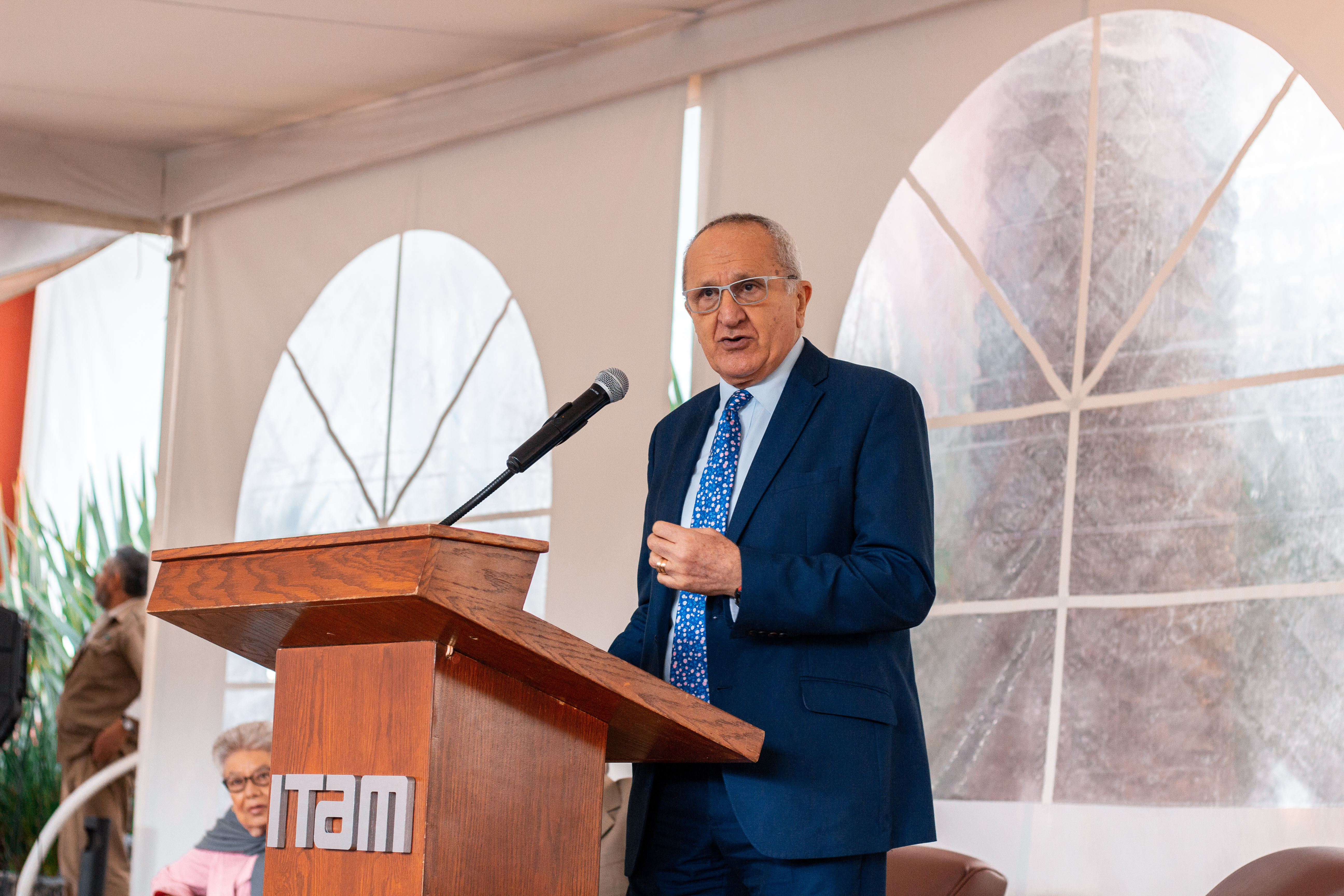 Desayuno de Relaciones Internacionales invita a Dr. Jesús Seade: T-MEC